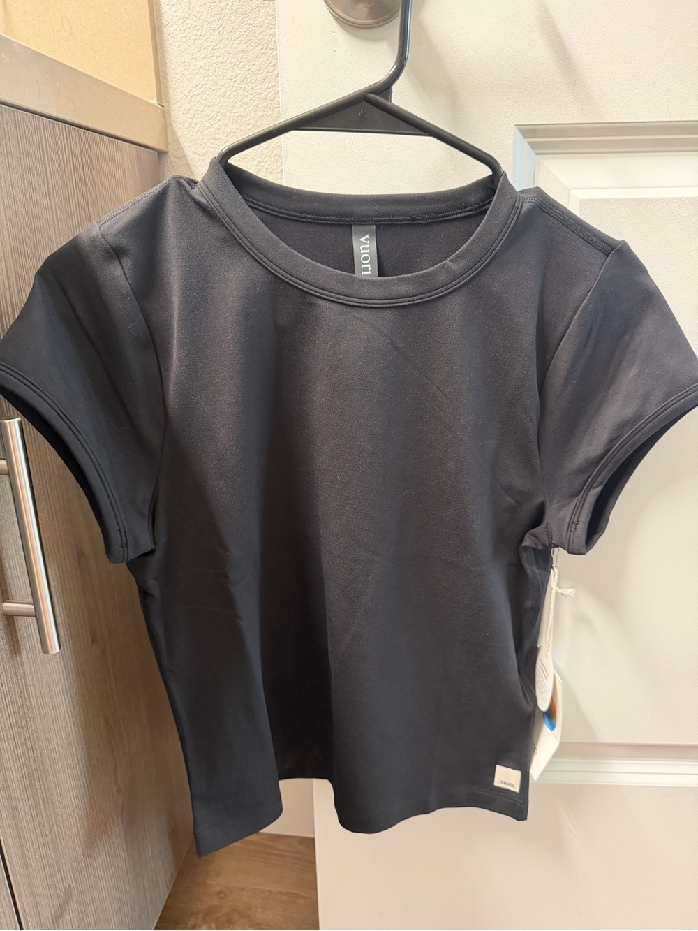 Vuori Women’s Halo Baby Tee